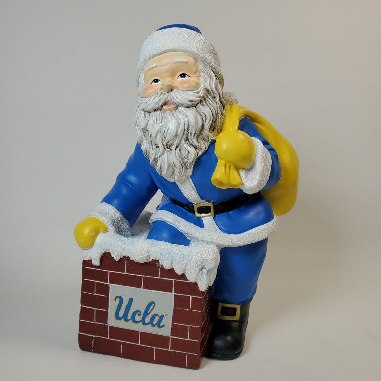 UCLA Rooftop Campus Santa  [84-104]