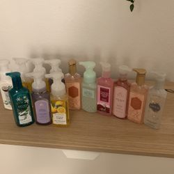 Bath And Body Works Soaps. Wide Viriety Ready To Gift