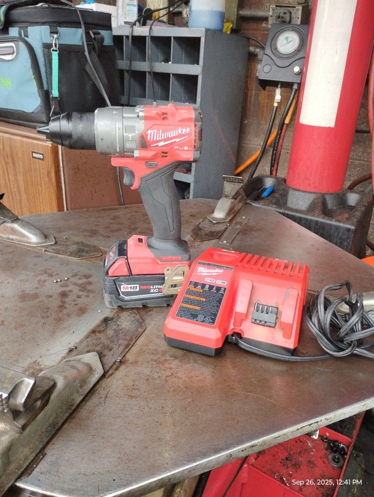 Milwaukee Hammer Drill