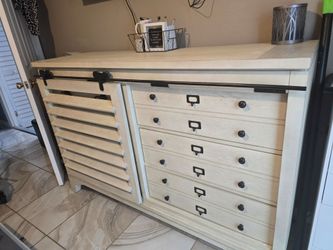 Dresser from Kanes Furniture