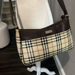 💯 Authentic Crossbody Burberry Bag Retail Value $1299