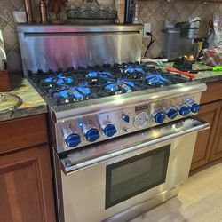 36 inch Thermador Gas Cooktop