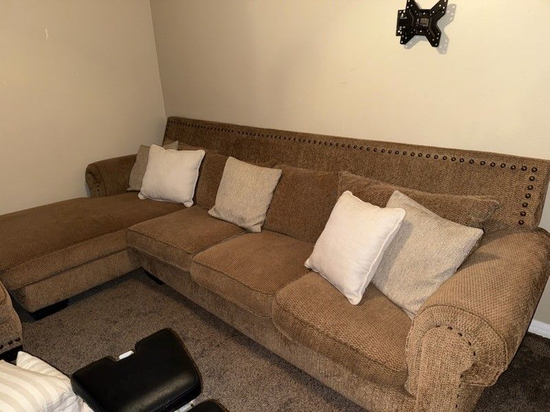 Couch Sectional With Ottoman