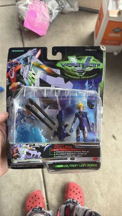 voltron figure