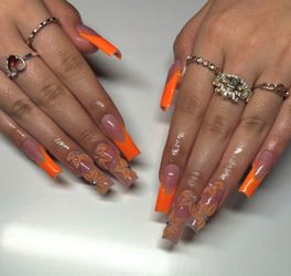 nail tech