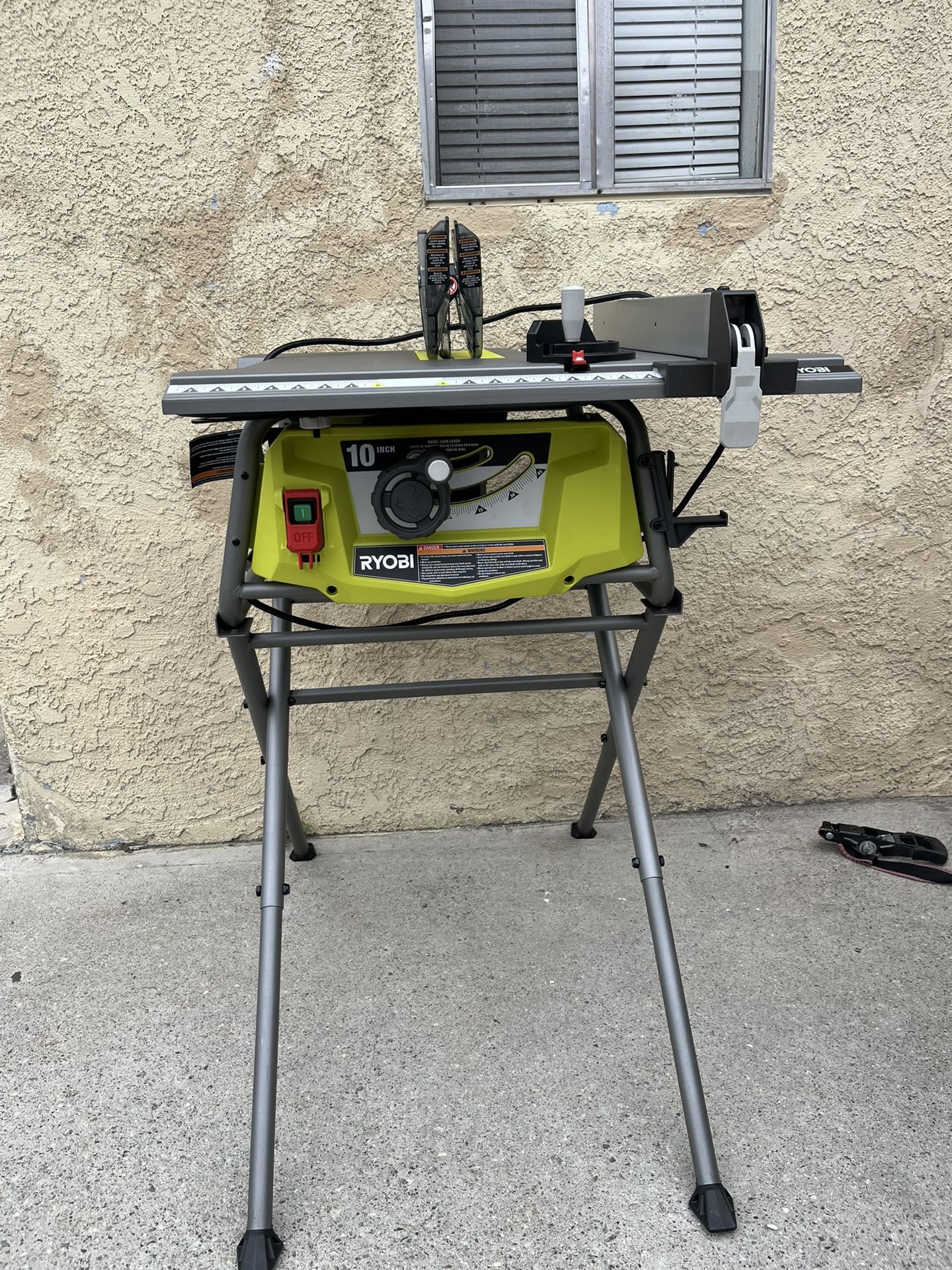 RYOBI 10” Table Saw