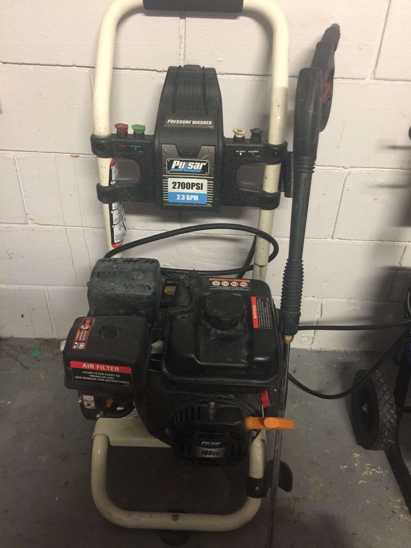 Pulsar pressure washer 2700psi