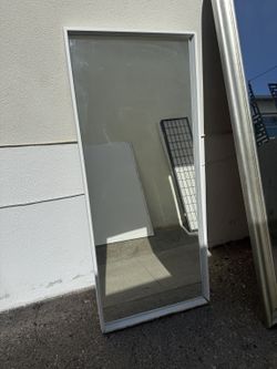IKEA NISSEDAL Full-Length Mirror – White – Frame Damage