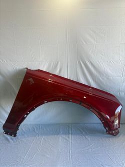 2021-2025 Ford Bronco Right Passenger Fender OEM M2DZ-16005-A Genuine Used
