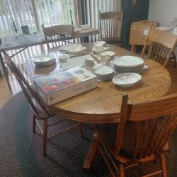Kitchen table  & 5 chairs