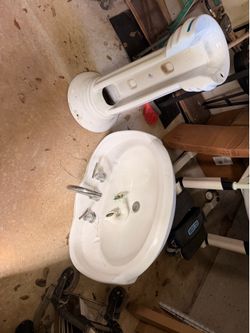 White sink