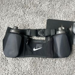 Nike Double Flask Running Belt Black 20oz Adjustable Mesh BPA-Free Zip Pocket