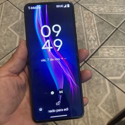 Moto Razor 2024. 128gb