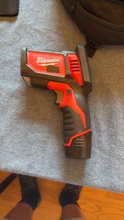 Milwaukee M12 Thermal Gun