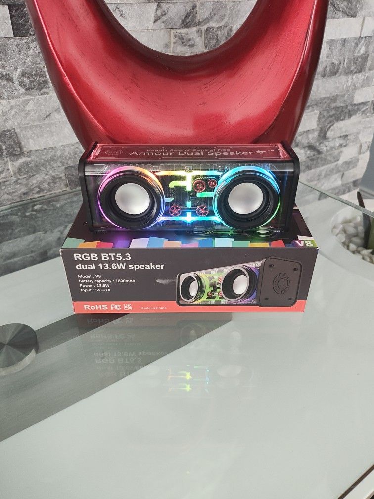 Speaker 🔊 BLUETOOTH INALÁMBRICO LUCES LED CAMBIAN CON ÉL RITMO De La Musica !. ( V8 )