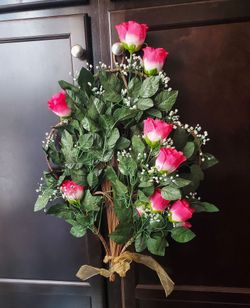 8-Stem Pink & White Artificial Rose Bouquet Wall Hanging Arrangement