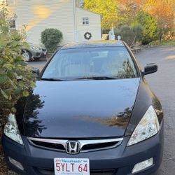 Reliable 2004 Honda Accord for sale at a negotiable price.