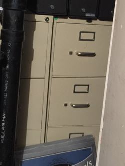Filing metal cabinets