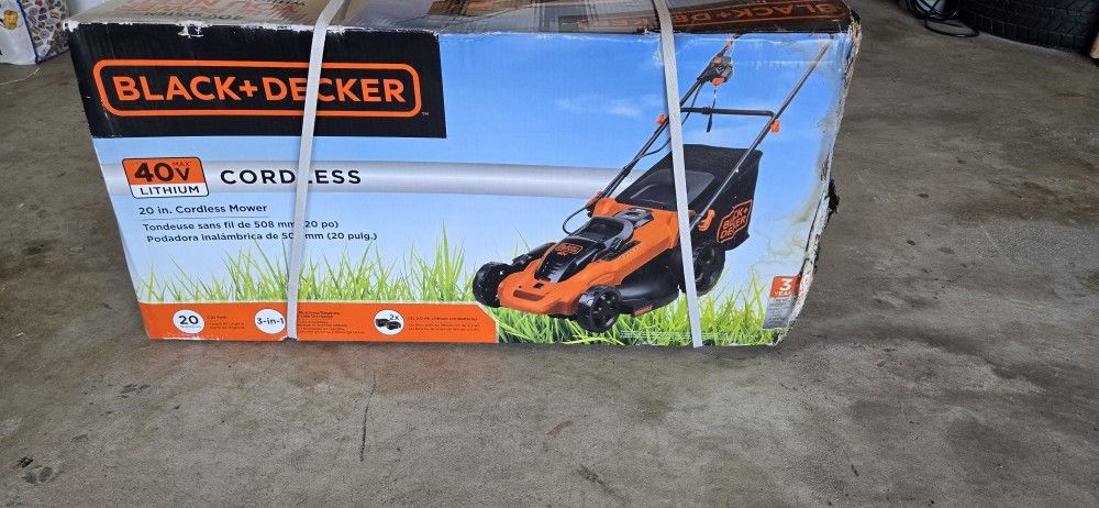 Black &Decker 20 Inch 40v Codless Lawn Mower