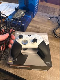 Xbox Elite Series 2 controller