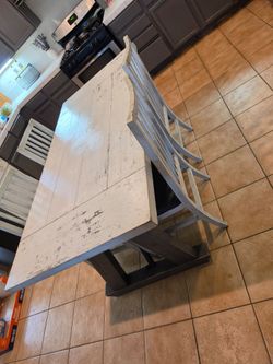Free table