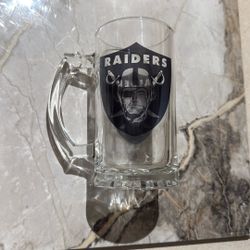 Raiders Glass Stein
