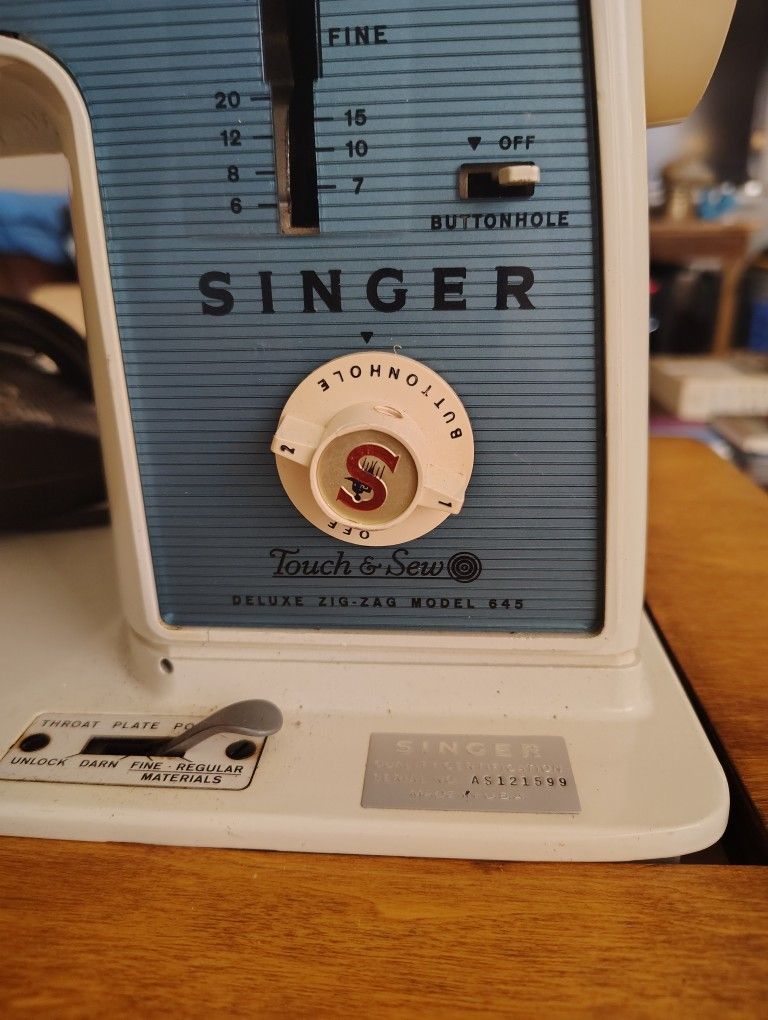 Singer Model 645