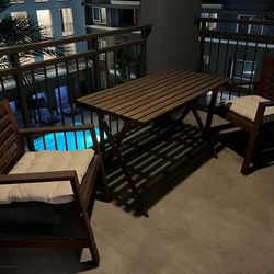 OUTDOOR TABLE wt 2 CHAIRS
