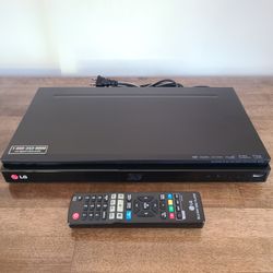 LG BP530 3D Blu-Ray & DVD Player with Original Remote