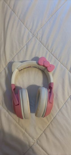 Hello Kitty Wireless HeadPhones