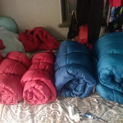 5 Sleeping Bag....2 Coleman 3  Ozark Tail...40 For All It 10 Each