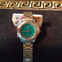 Timex  Indiglo     ( Luminous Dial )