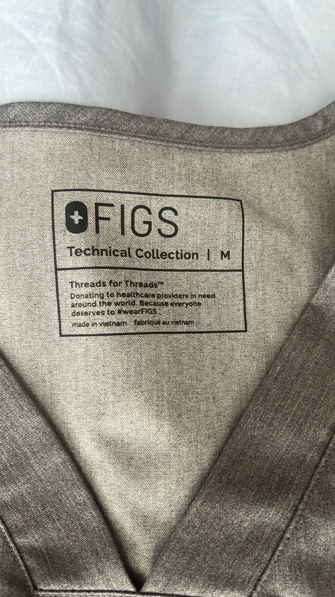 Figs Scrub Tops (3, Men’s Medium)