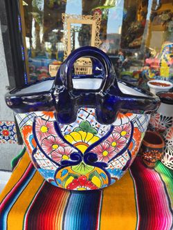 15%off Maceta canasta talavera ($75)tel (contact info removed)