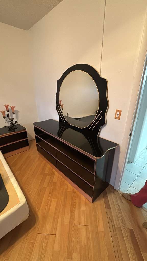 Queen Size Bed Board +2 Side draw dresser plus big dresser with mirror and two lamp matching