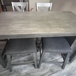 Used Breakfast/dining Table Set