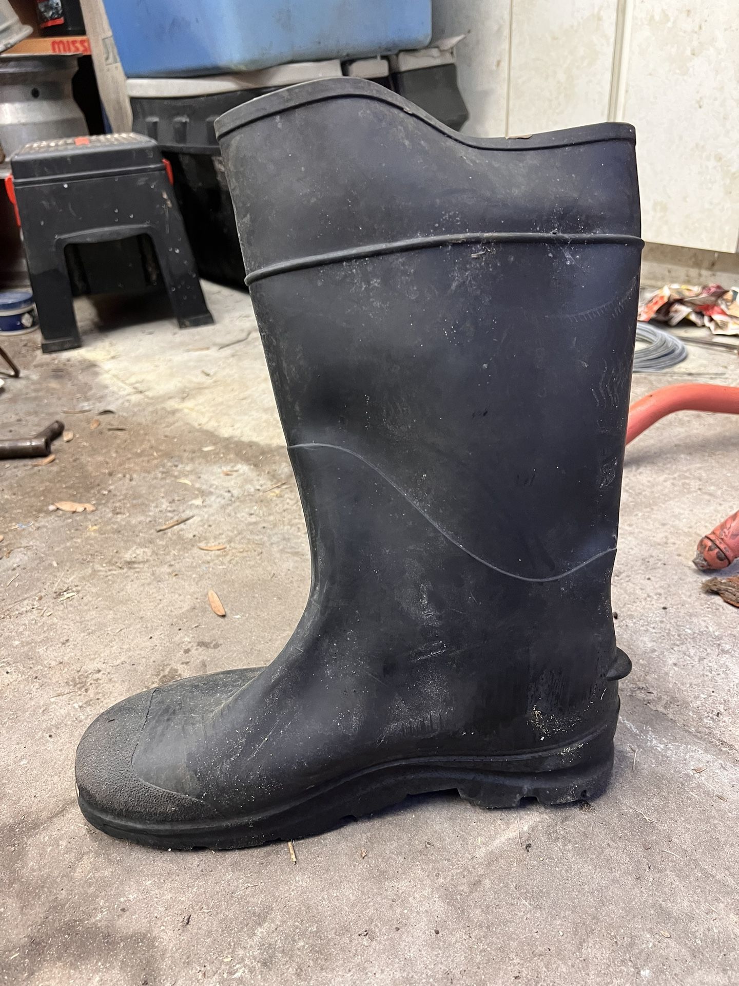 Servus Black Rubber Boots