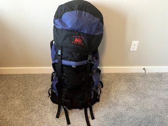 REI Traverse New Star Backpacking Pack