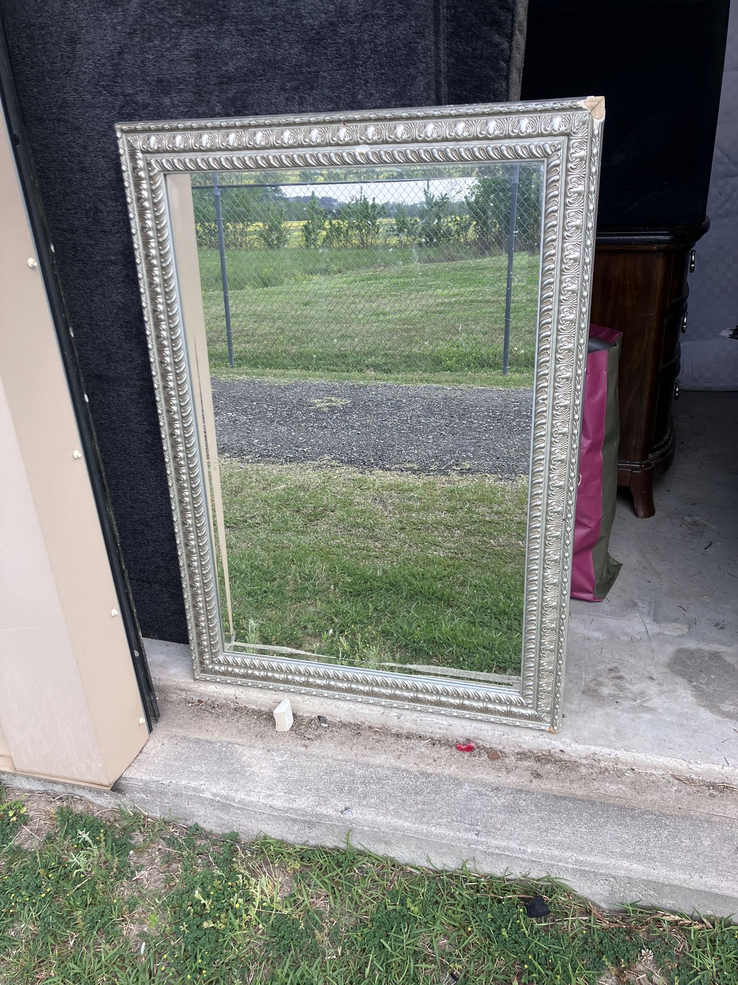 42x30 Mirror 