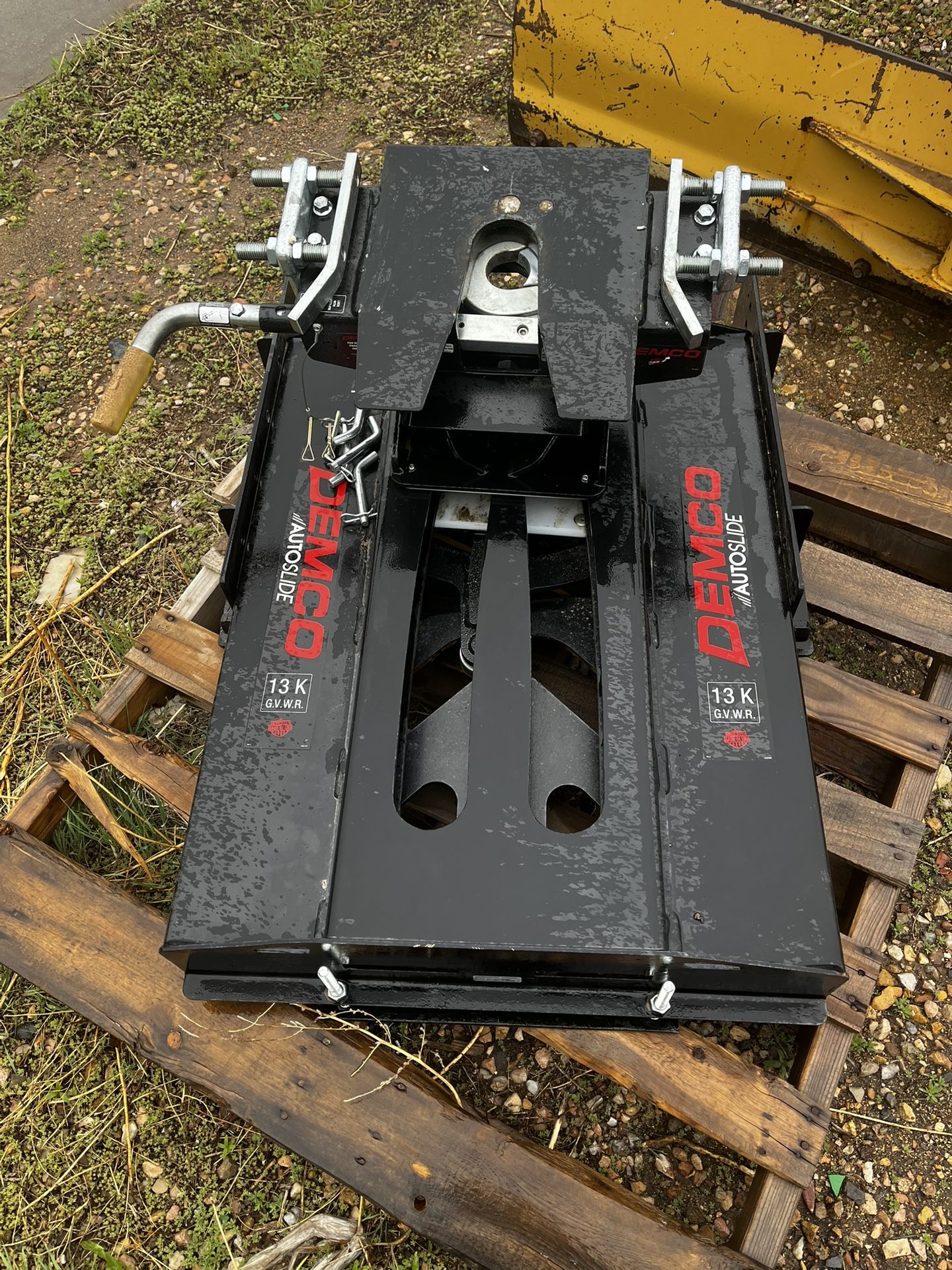 Demco Slider Hitch