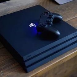 PS4 Pro With 7 Games Bundle 