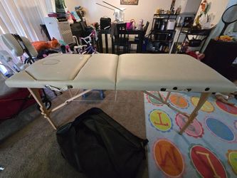 Massage table portable