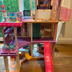 Barbie Dream House In Excellent Shape With Furniture , Car , And Accessories 