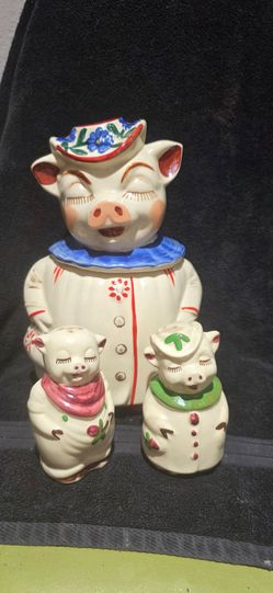 Winnie Pig Cookie Jar and Salt &Pepper