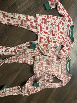 Christmas Carters Pjs Size 5