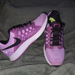 Women's Nikes