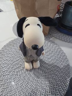 VINTAGE PAIR OF SNOOPYS
