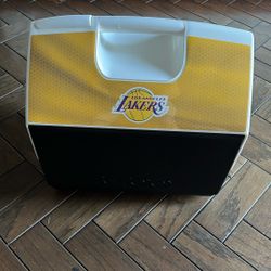 Brand New LA Lakers Igloo Cooler