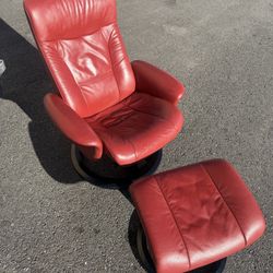 Stressless Recliner Chair with Ottoman 