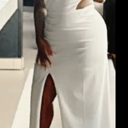 New Beautiful White Dress Size Extra Large